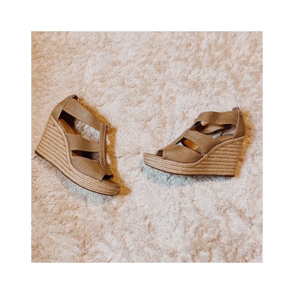 Michael Korda Wedges